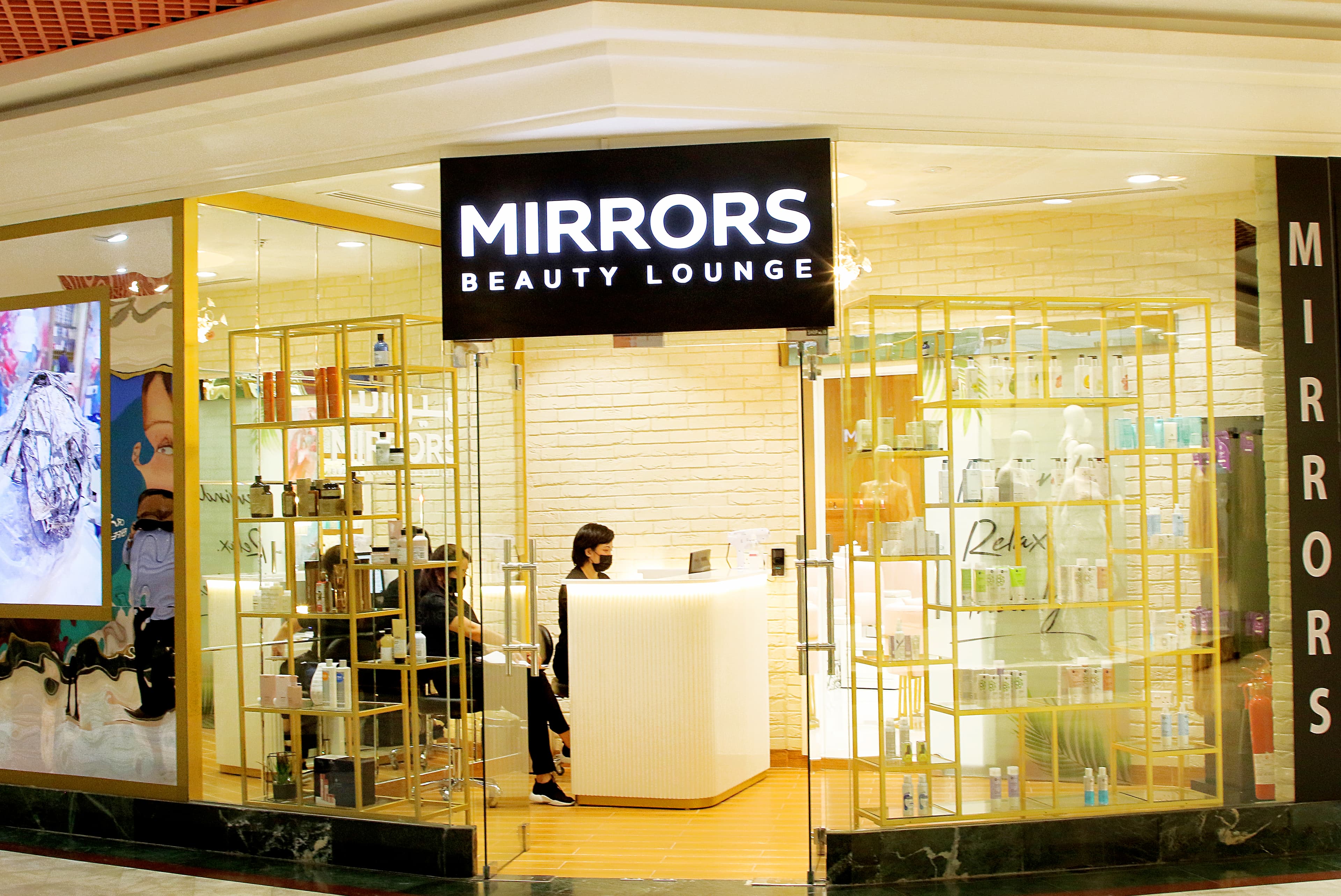 Mirrors Beauty Lounge - Al Bustan Centre